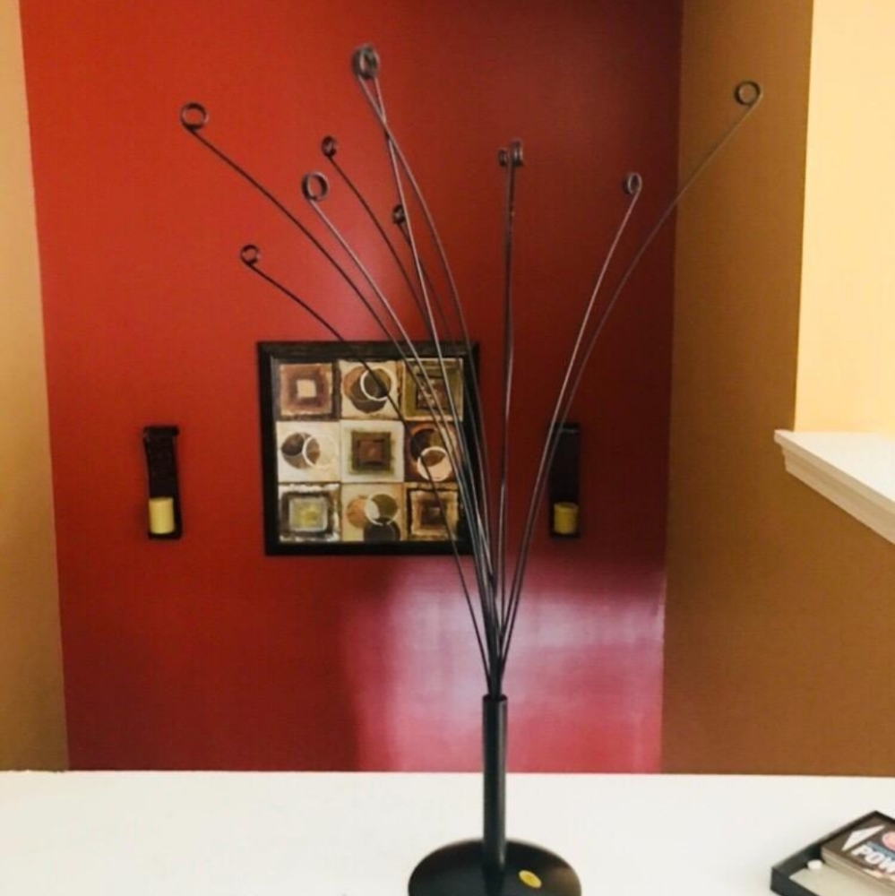 Money Tree - Picture 4 of 7
